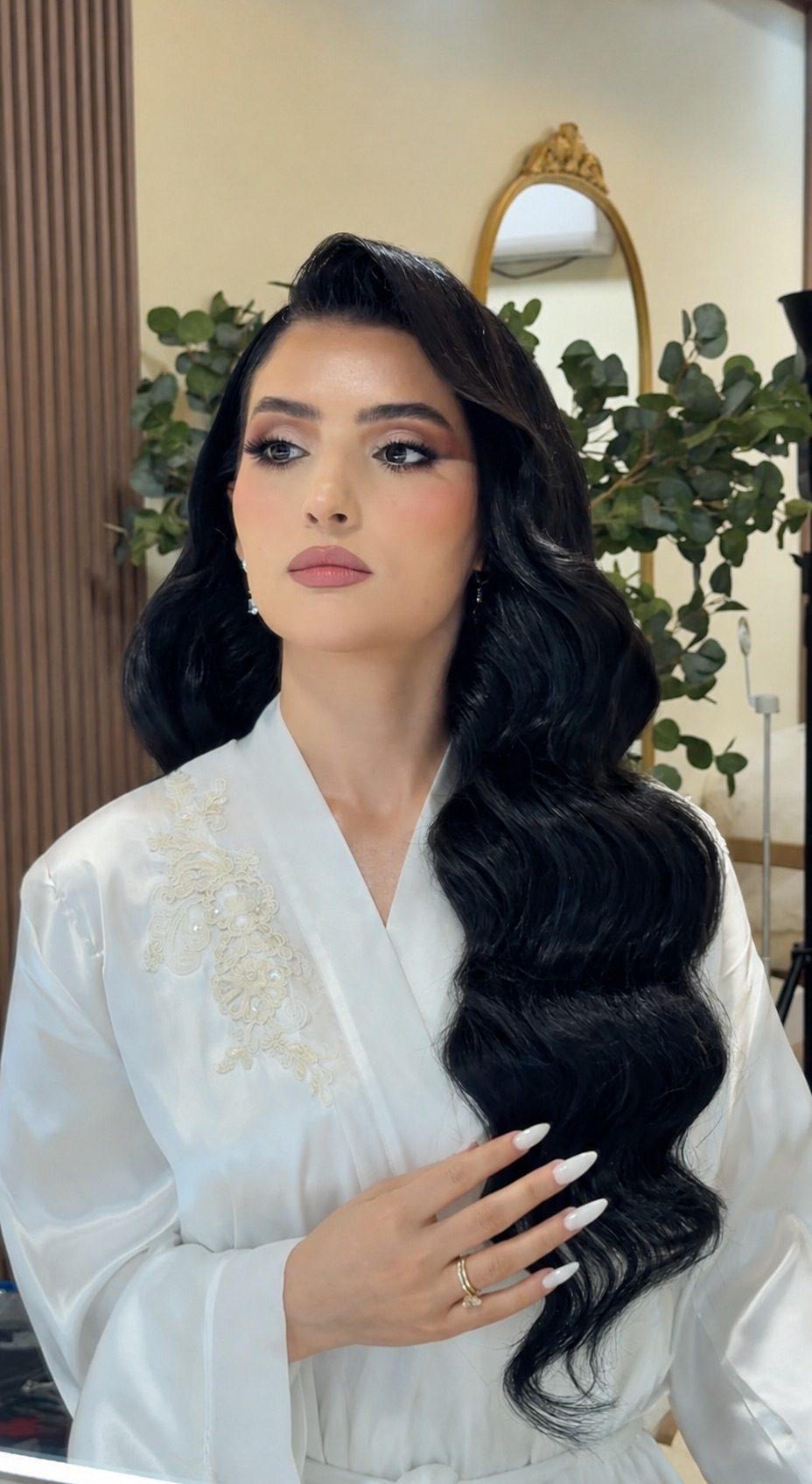 Hollywood waves · Full glam